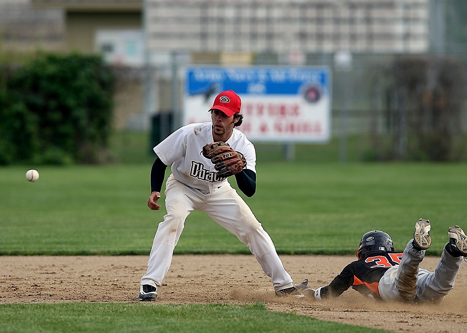 4 Expert Tips To Improve Your Baseball Skills 4 Expert Tips To Improve Your Baseball Skills