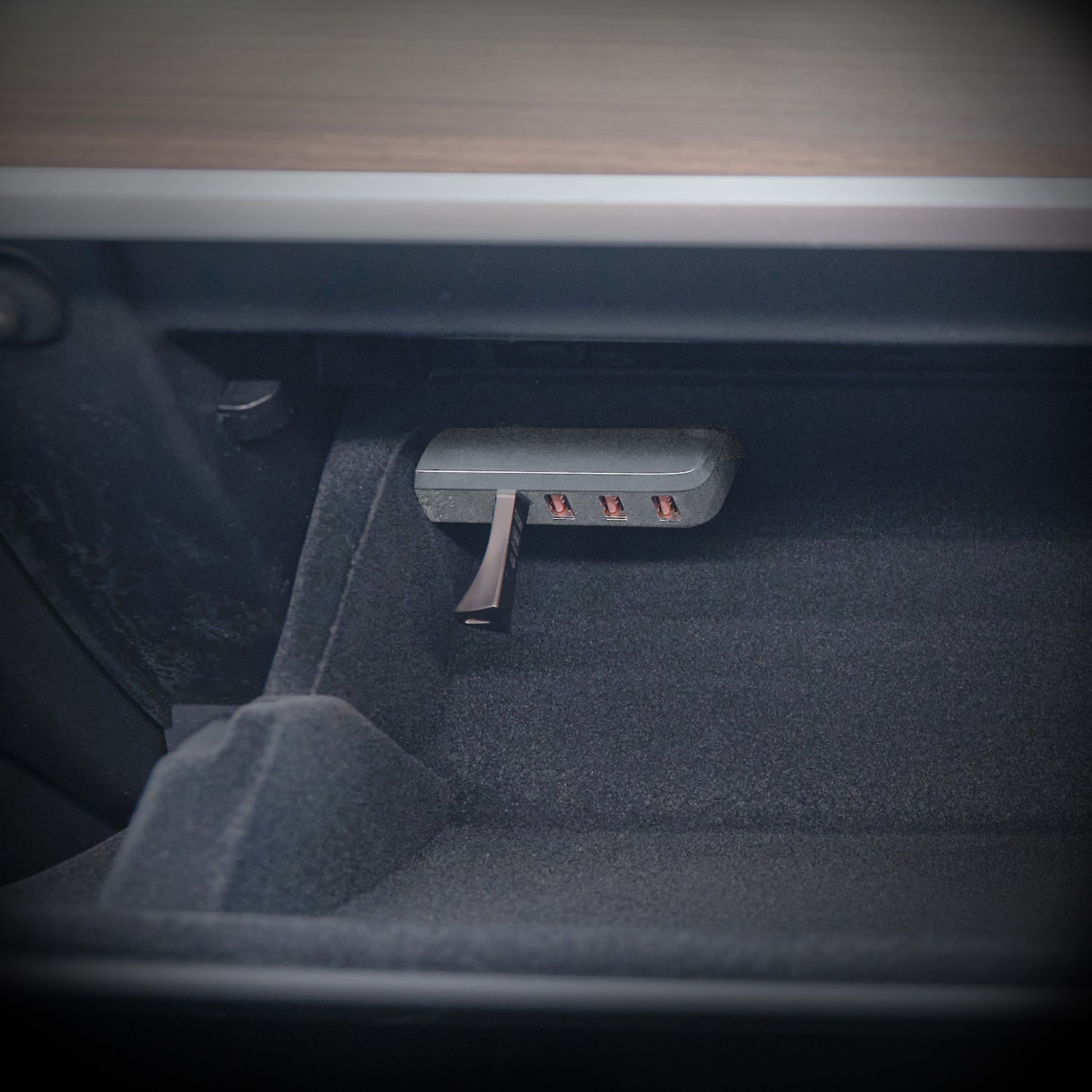 Glovebox