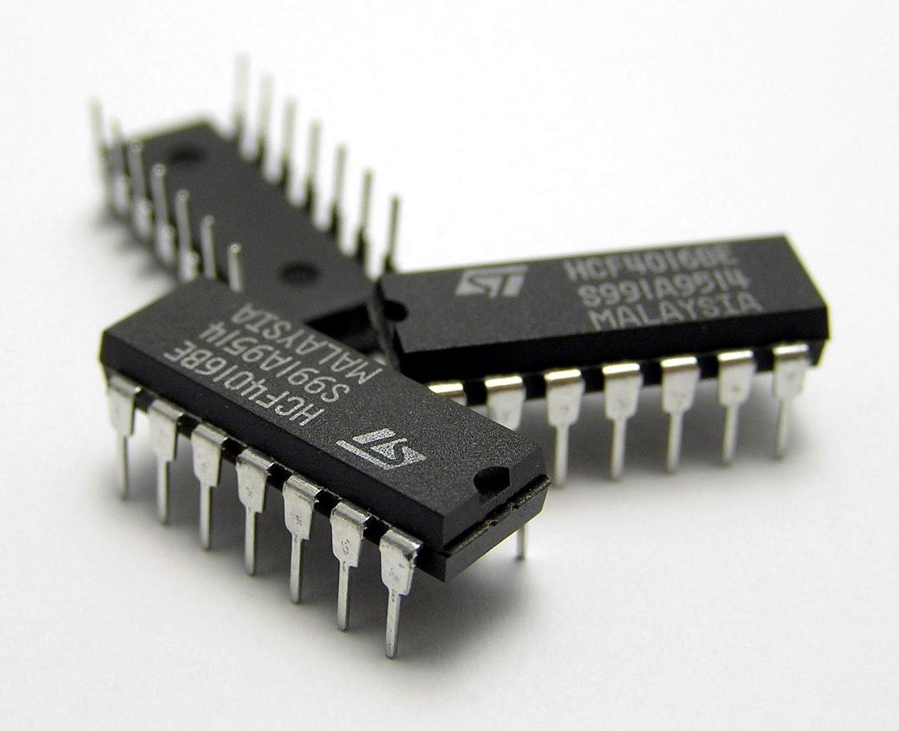 Integrated Electronic Circuits